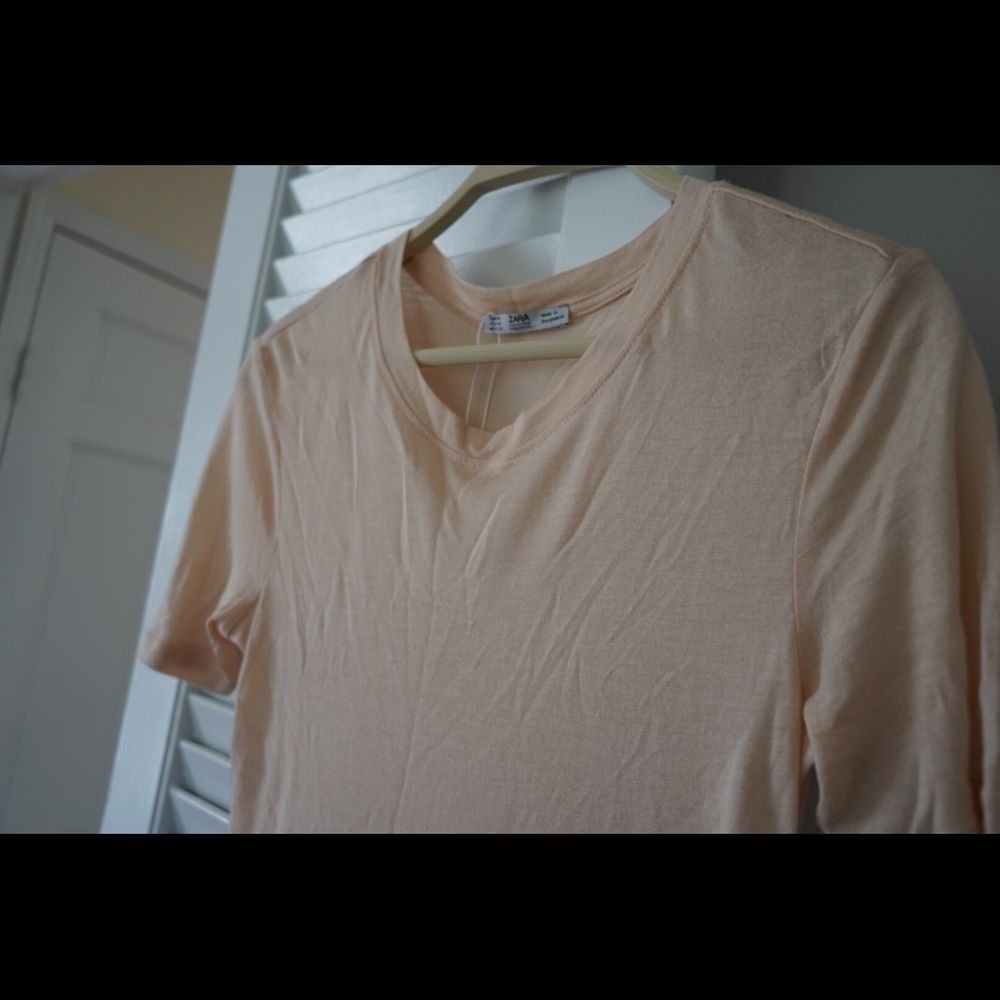 NWT Pale Pink ZARA Plain Tee • Size M